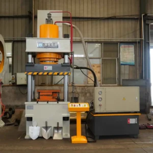 315T Three Beam Four Colomn Hydraulic Press Suitable For Cold Extrusion Molding Of Shovel