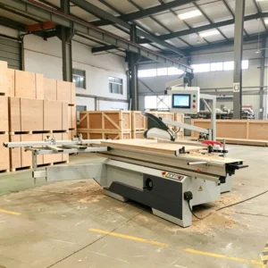 Automatic Panel Saw Machine for Furniture Factory Woodworking Board Cutting