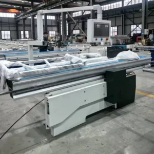 CNC Automatic Fence Moving Precise Digital Sliding Table Panel Saw Wood Cutting Machine with CE