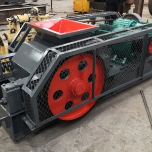 China Double Roller Crusher AC Motor Engine Powered Stone Crushing Equipment for Sand Making