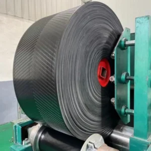 Cold Resistant Conveyor Belt Cutting for Mining Cold Storage Arctic Logistics Cold Weather Applications