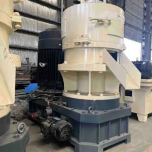 Cow Feed Wood Chip Straw Pellet Machine Electric Engine 5 Ton/H Capacity Cast Iron Three Phase High Productivity