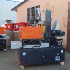 DK7745 High Precision 0.02mm CNC Wire Cutting Machine EDM 2.0 Motor Gear Components 2kW Power Metal Processing Machine