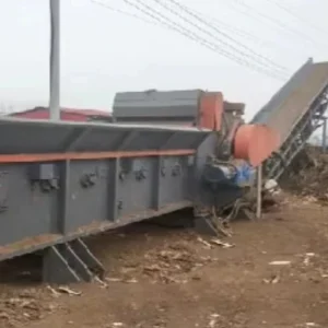 Factory Price Professional Wood Chipper Machines with Wheels Wood Chips Making Machine Wood Crusher in Forest Work