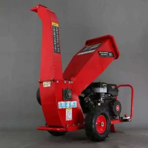 Factory Supplier Durable Garden Horizontal Straw Crusher Easy to Operate Mobile Self feeding Wood Chipper