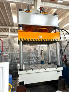 Four column 150 2500 TON Metal Forming Hydraulic Press PLC Motor CE Certified For Automobile Parts melamine Tableware metal