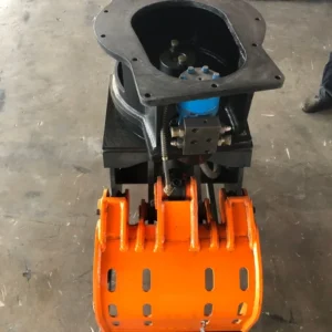Gripping Grab Tree Horse Wood Clamp Saw Attachment Cutting Cutters Steer Loader Hydraulic Rotary Motorized Log Grapple