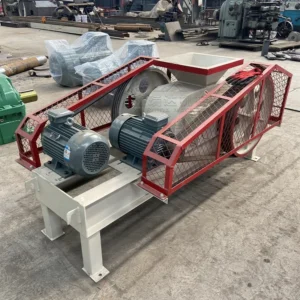 High Yield Bauxite Roll Type Crusher Sandstone Double Roller Breaking Machine Ceramic Roller Crusher