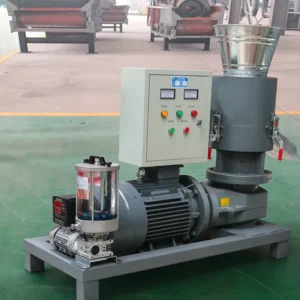Small Footprint High Output Vertical Flat-Die Biomass Pellet Machine 200-300kg/h Eco-Friendly Motor Bearing Gear