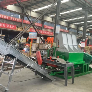 Small Wood Pallet Crusher Machine Efficient Nail Wooden Pallet Crushing Tool