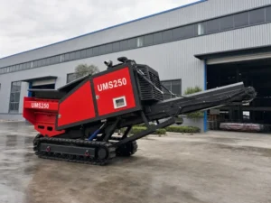 Upsen Umw1300 Crawler Mobile Wood Crusher Chipper With Diesel Engine 15 25t h Capacity Motor Pump Bearing Core Components