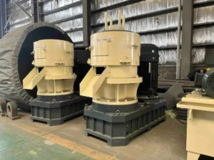 Wood Pellet Making Machine Biomass Pellet Machine with Motor 380V 24KW High Output 1000-4000kg/h